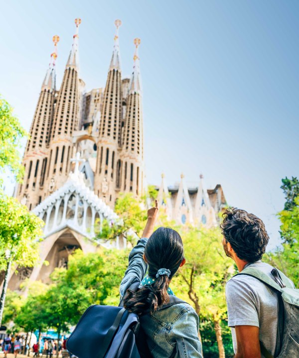 Blick auf die Sagrada Familia in Barcelona, Spanien, © istockphoto.com - Johnny Greig