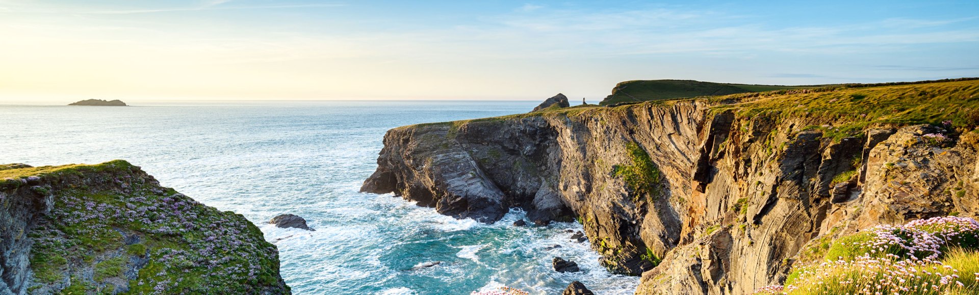 Küste in Cornwall, Großbritannien, © Helen Hotson – Fotolia.com