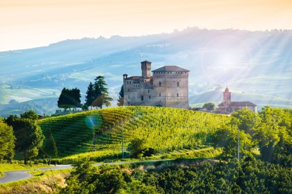 Grinzane Cavour, Itakuen, © maurizio-milanesio - stock.adobe.com