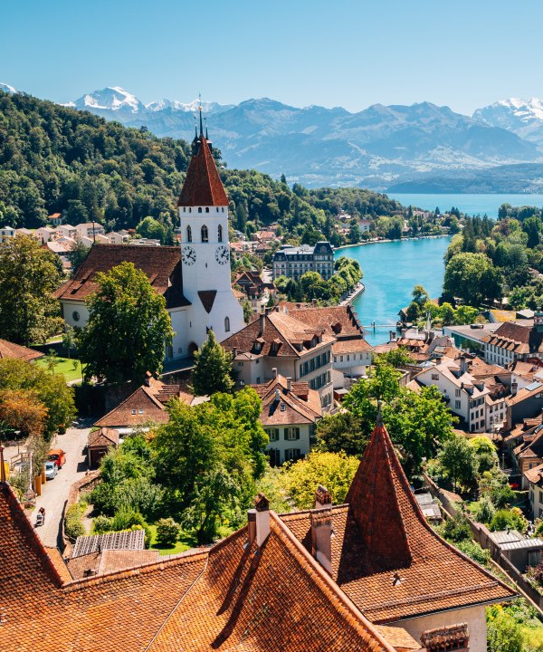 Blick auf Interlaken, Schweiz, © ©sanga – stock.adobe.com