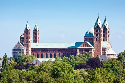 Kaiserdom von Speyer, Deutschland, © istockphoto.com©Nailia Schwarz