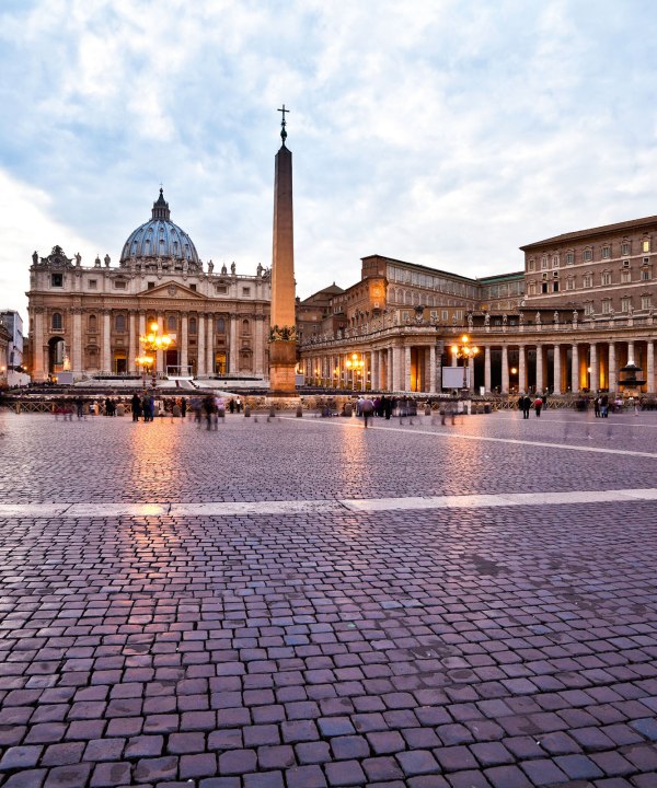 Petersplatz in Rom, Italien, © iStockphoto.com©andrearoad
