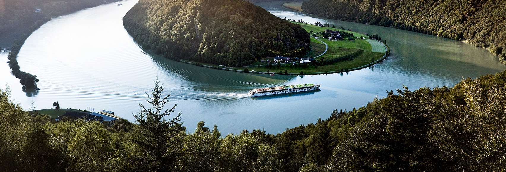 Pilger-Flusskreuzfahrt Donau, © AROSA
