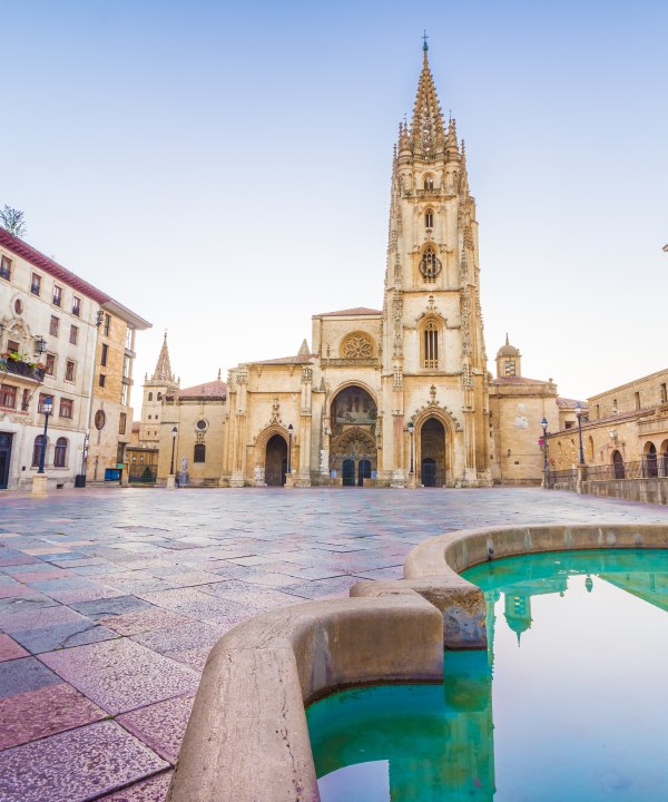 Blick auf die Kathedrale von Oviedo, Spanien, © LucVi – stock.adobe.com