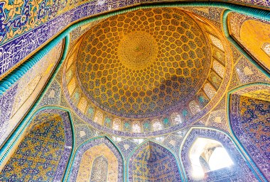 Sheikh-Lotfollah Mosche in Isfahan, © Fotolia.com - JPAaron