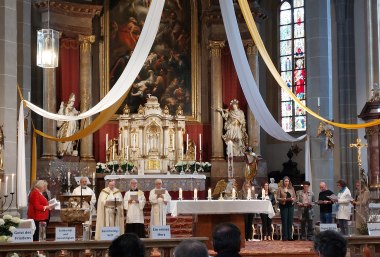 Statio in der Stiftspfarrkirche, © Bayerisches Pilgerbüro