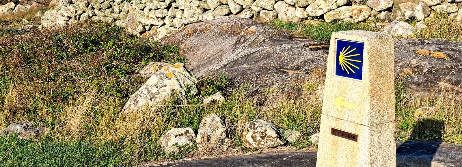 jakobsweg-kilometerstein, © Bayerisches Pilgerbüro Angela Bürvenich