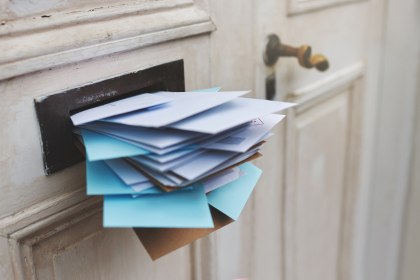 Immer aktuell informiert? Bestellen Sie unseren Newsletter!, © iStockphoto.com-PeopleImages