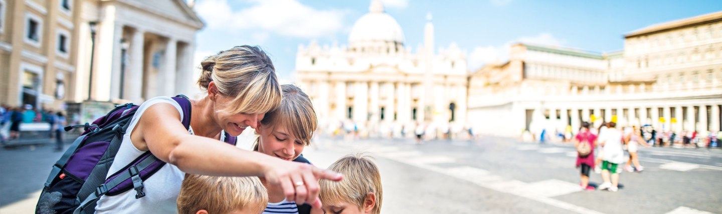 „Auf geht‘s zur Entdeckungsreise durch Rom!“, Italien, © iStockphoto.com - imgorthand