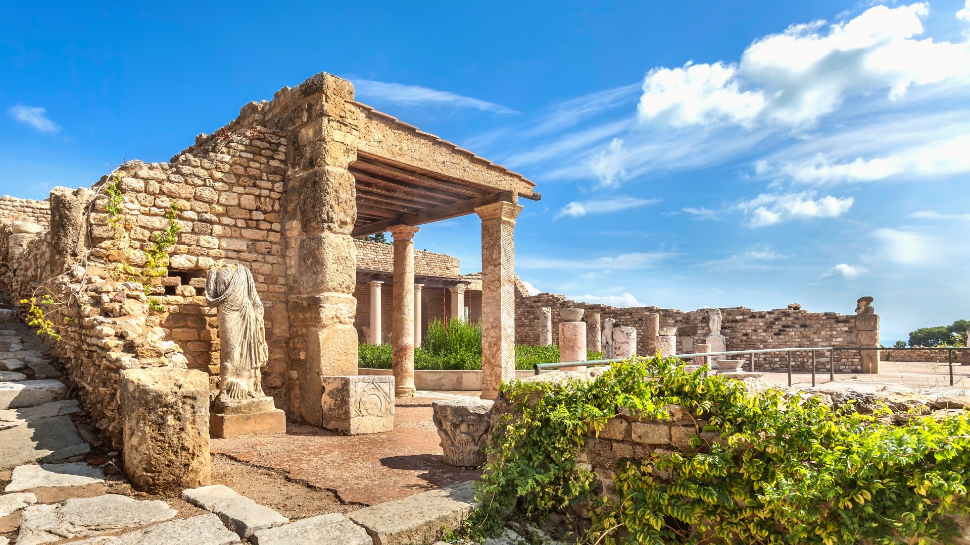 Ruine einer römischen Villa in Karthago, Tunesien, © iStock - tingra