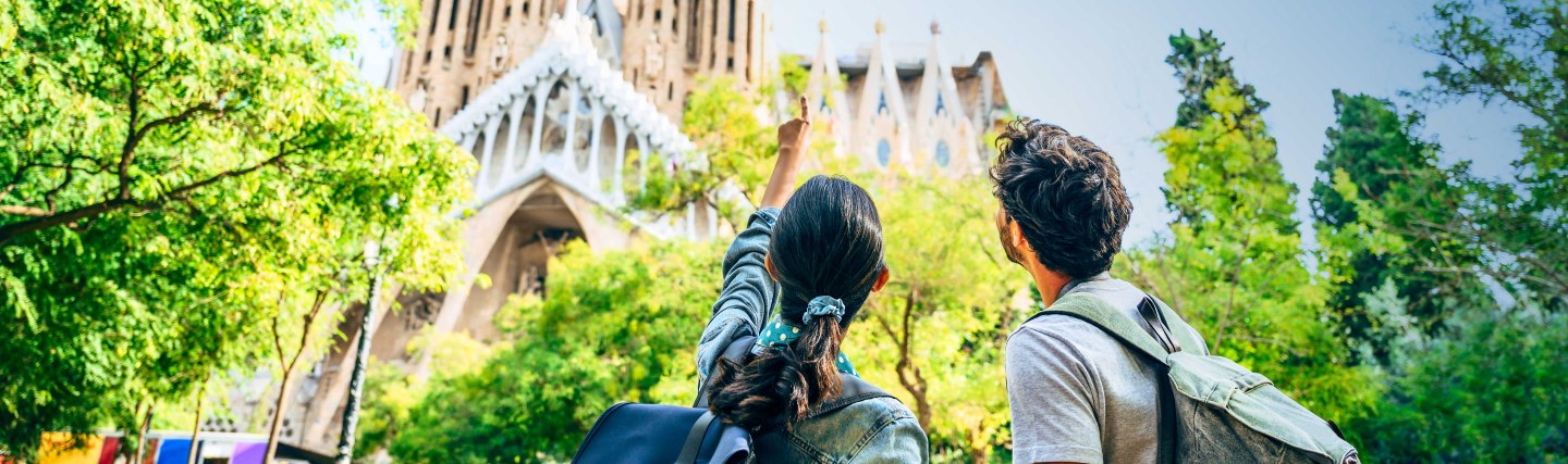 Blick auf die Sagrada Familia in Barcelona, Spanien, © istockphoto.com - Johnny Greig