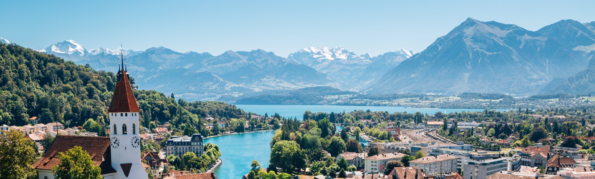 Blick auf Interlaken, Schweiz, © ©sanga – stock.adobe.com