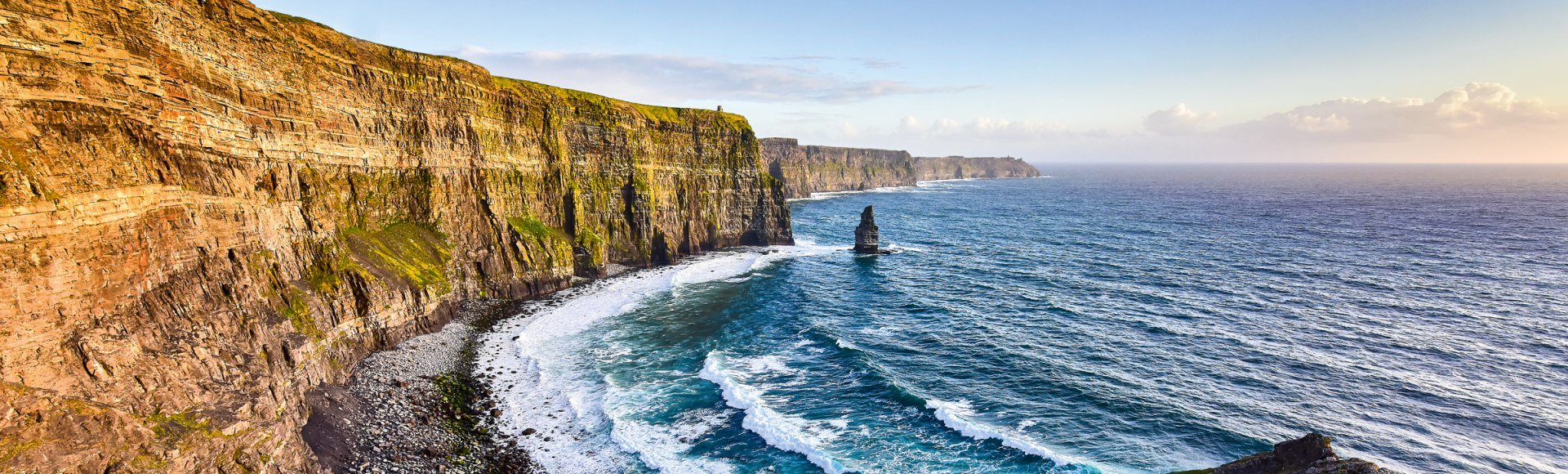 Die Klippen von Moher an der Westküste Irlands, © Istockphoto.com - JanMiko