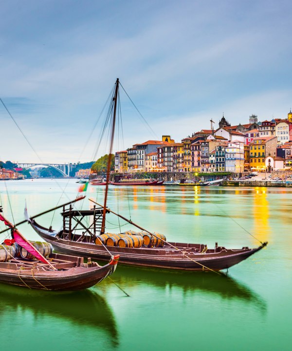 Boote auf dem Douro in Porto, Portugal, © istockphoto.comSean©Pavone Photo